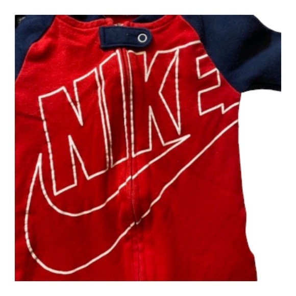 Nike lot (2) one piece footed 6 mos Preowned nike logo - Picture 2 of 12